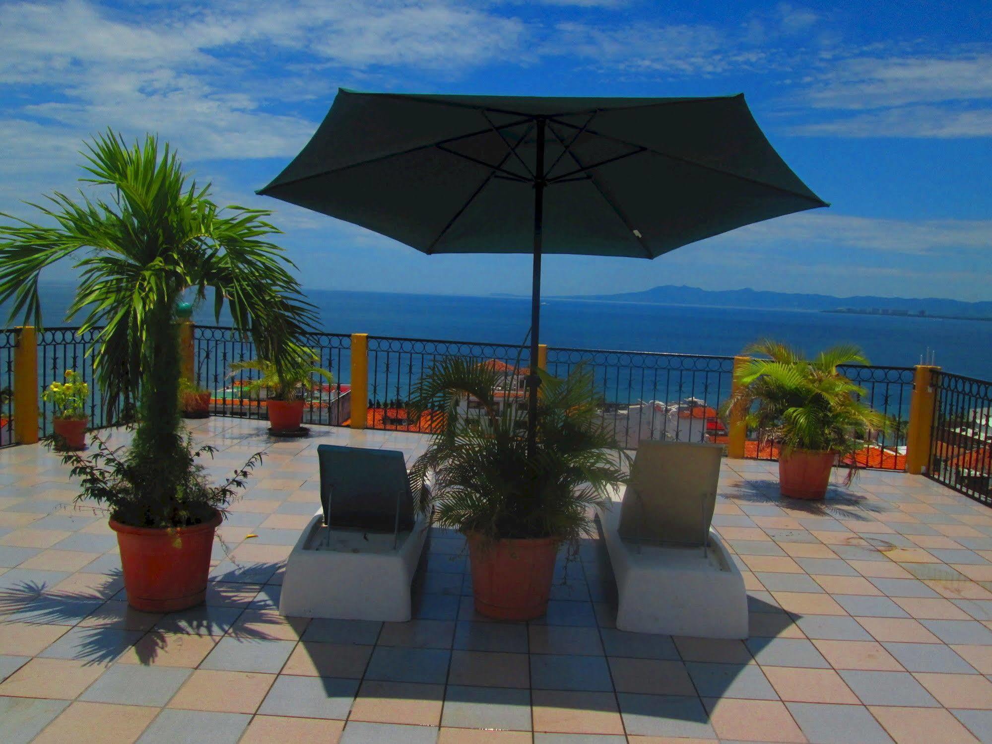Hostal Vallarta Suites Puerto Vallarta Exterior foto
