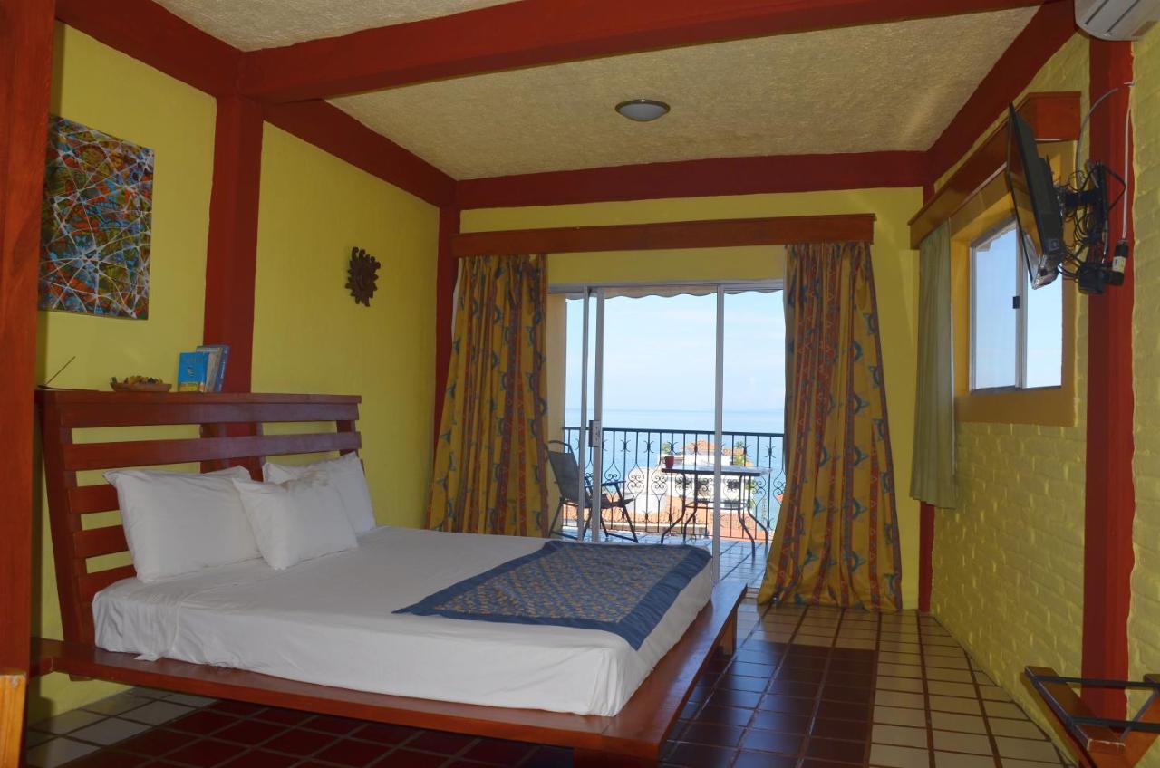 Hostal Vallarta Suites Puerto Vallarta Exterior foto